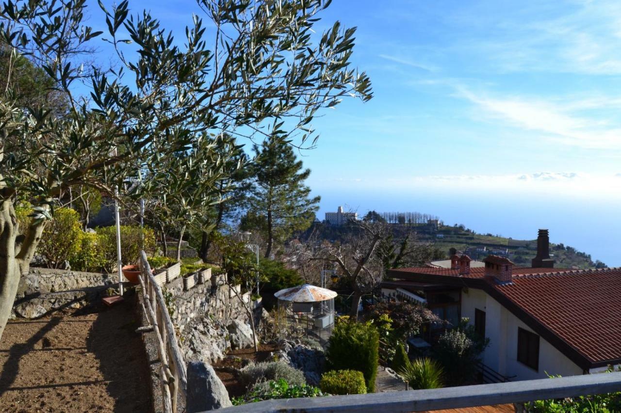 Apartmán 'La Torre Di Adele' Pianillo Exteriér fotografie