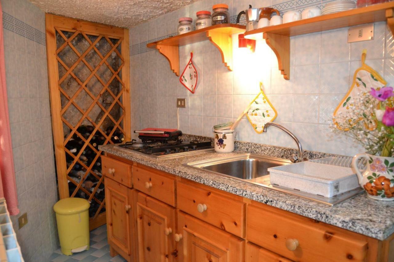 Apartmán 'La Torre Di Adele' Pianillo Exteriér fotografie