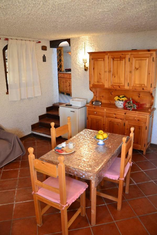 Apartmán 'La Torre Di Adele' Pianillo Exteriér fotografie